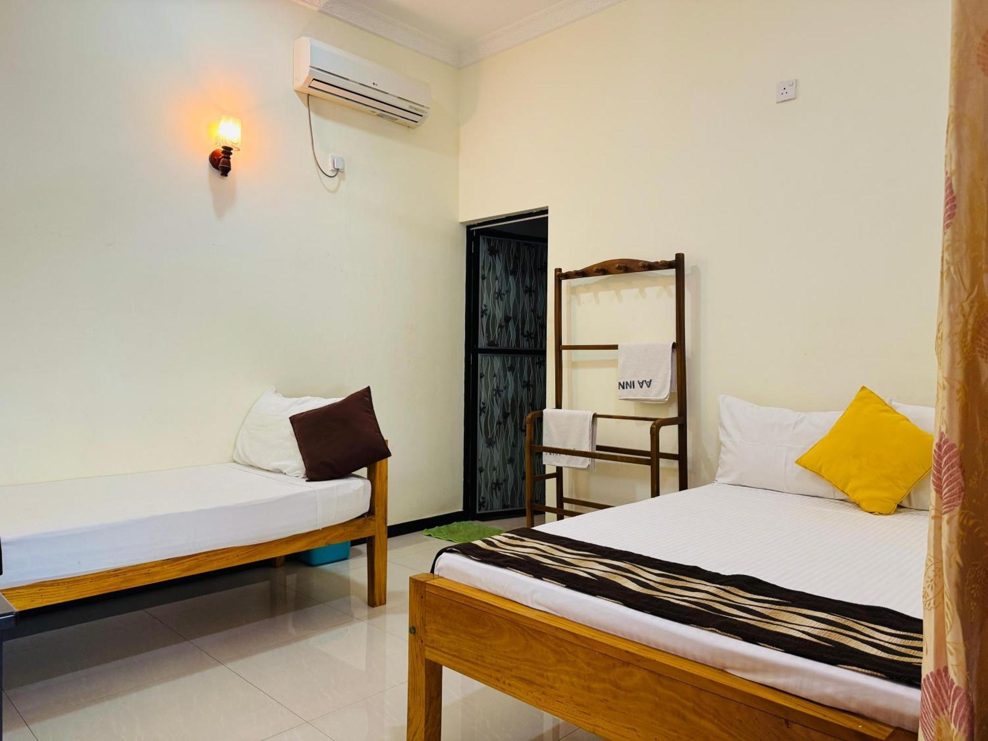 Aa Inn Trincomalee Δωμάτιο φωτογραφία