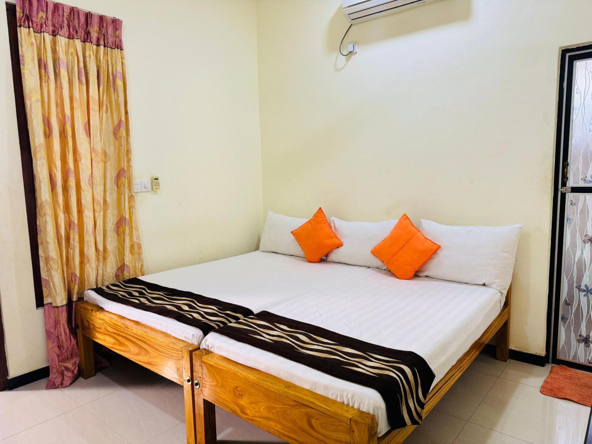 Aa Inn Trincomalee Εξωτερικό φωτογραφία