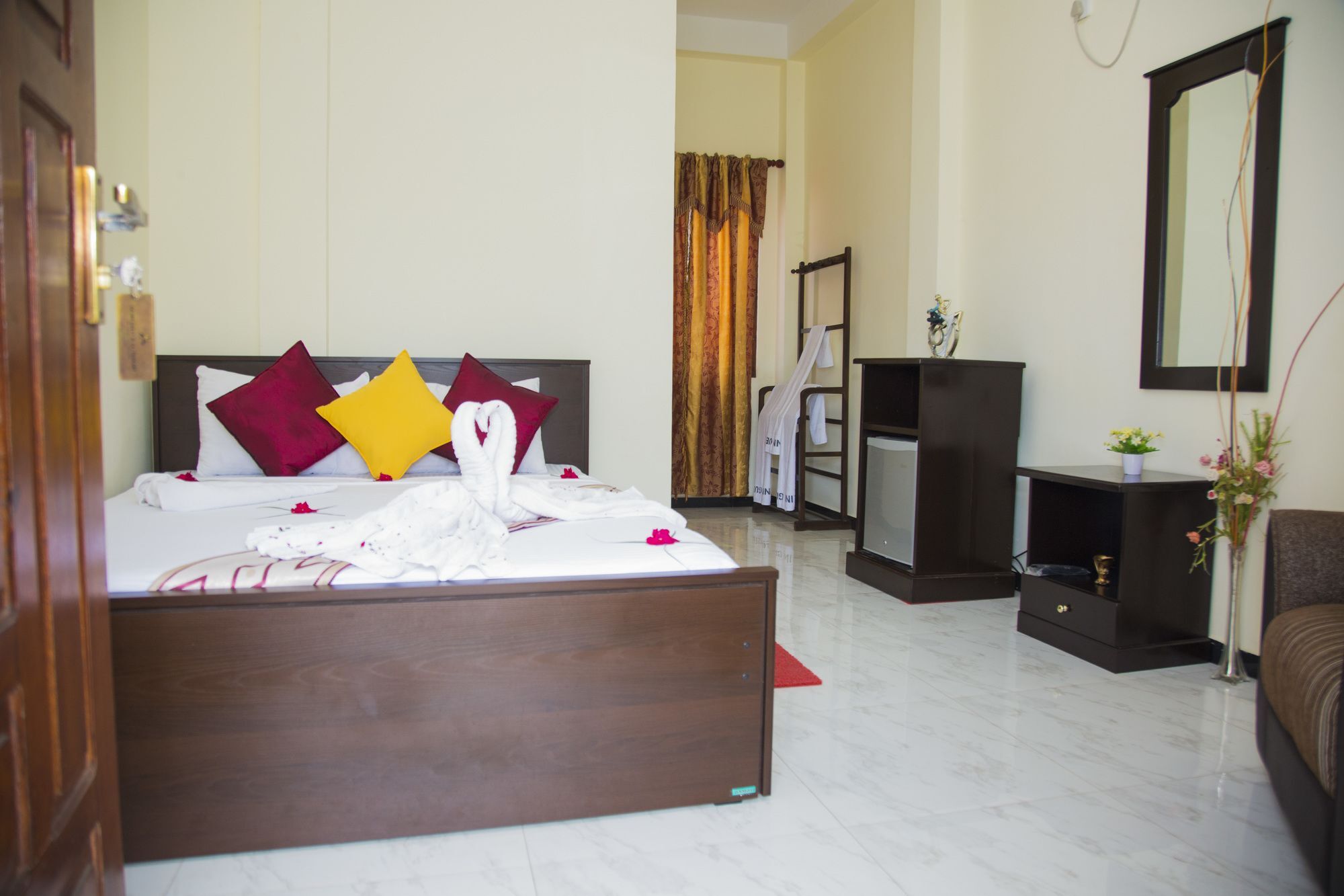 Aa Inn Trincomalee Εξωτερικό φωτογραφία