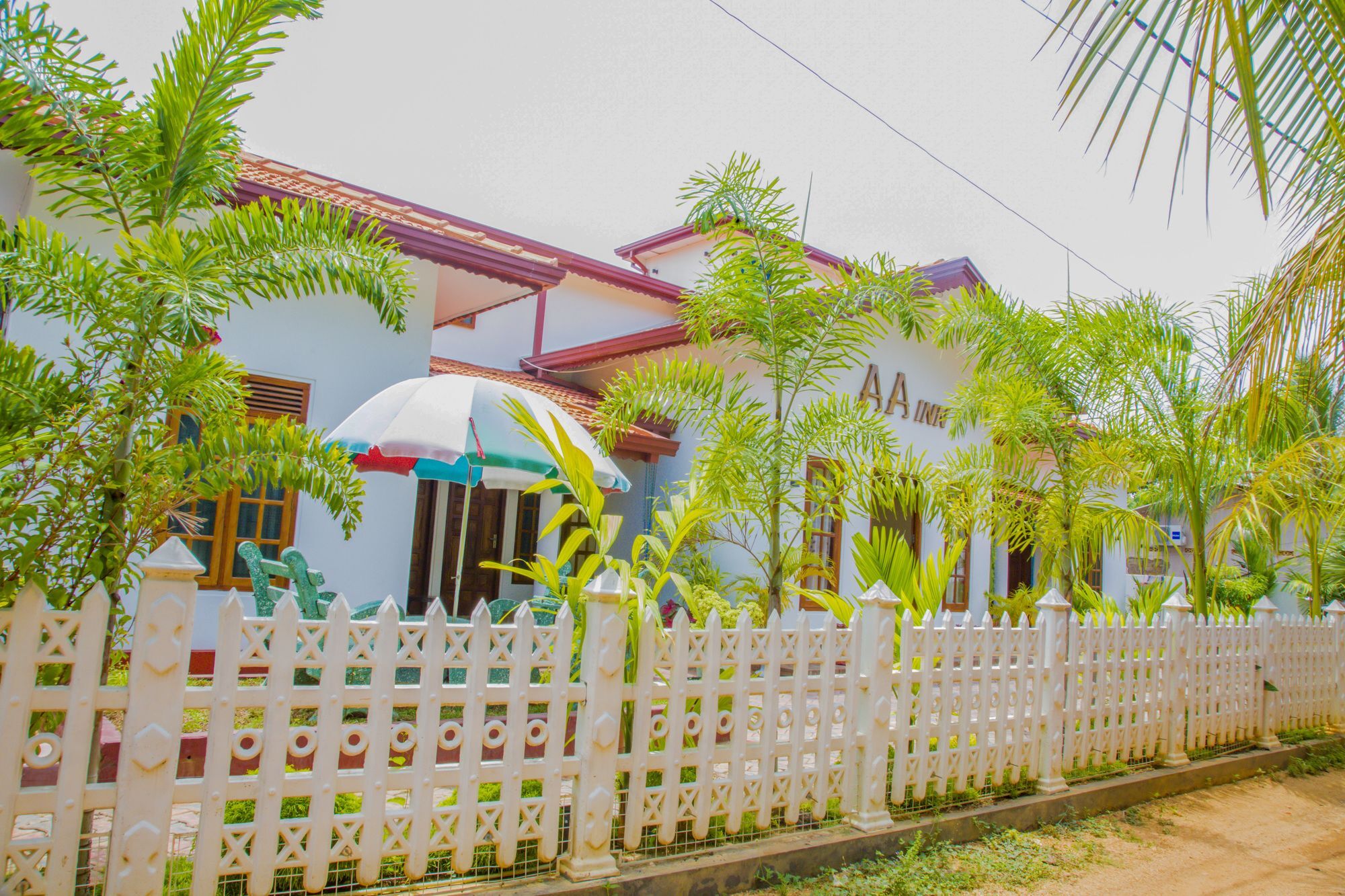 Aa Inn Trincomalee Εξωτερικό φωτογραφία